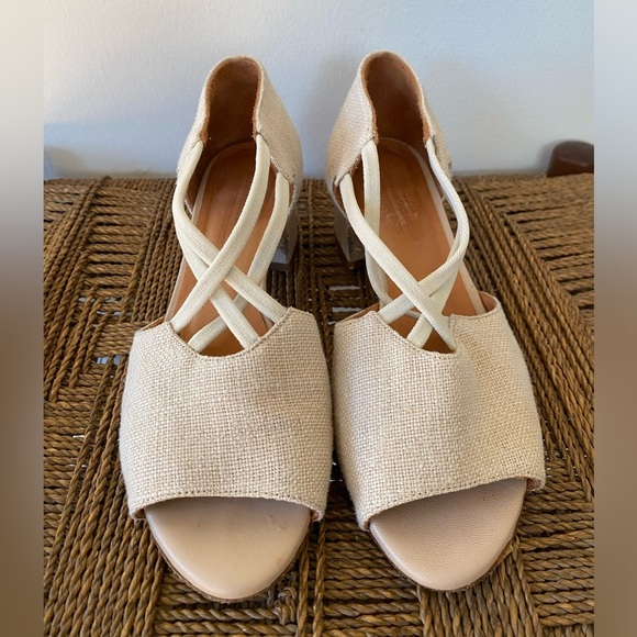 Anthropologie Shoes Women’s 36 Naguisa Yerma Natural Linen Peep Toe Sandals Heel - Picture 4 of 11